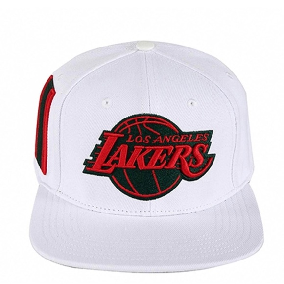 red lakers hat
